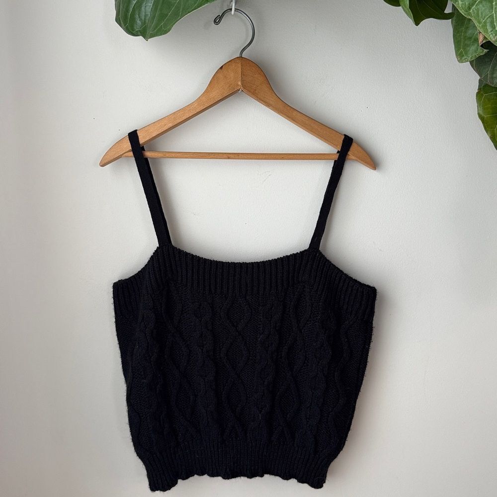 Arula Black Square Collar Knitwear Swester Crop Top Cami